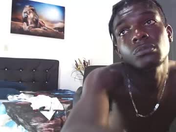 I Come From Pereira And My Model Name Is Tiansmiith