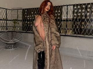 I'm 34 Years Of Age And English Or French Or Italian Or Spanish Are My Native Languages, I'm A Webcam Stunning Chick