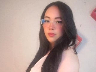 At Streamate People Call Me LiilithOwen, I Am Hispanic! 33 Is My Age And I Have Black Hair