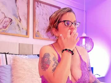 I Live In Colombia, I Am Named Valeriefoxx