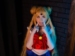 I'm 19! I Am A Brunette And People Call Me SugarDolly And I'm A Sex Chat Sensual Girl! I Come From Array