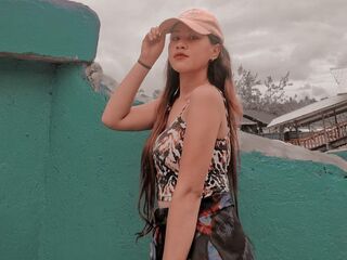 I'm A Camming Suave Honey, My Name Is AlenaOakleigh