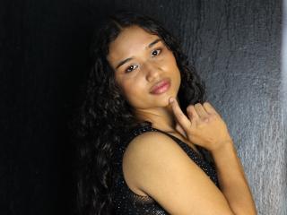I Have Black Hair And I'm 21, I Speak French Or English Or Spanish