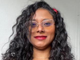 My Age Is 39 Yrs Old, At XLoveCam People Call Me MielSquirt