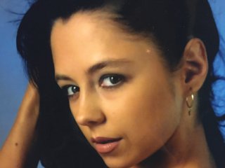 A Camming Charming Lady Is What I Am, 30 Is My Age