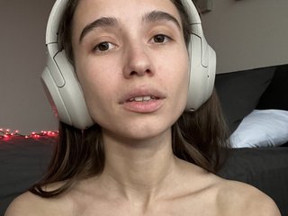 I Am Caucasian, I'm 25 Years Old, I Am Named MariaRomanovich And I Have Brown Hair