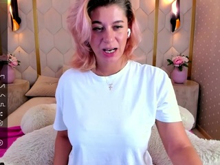 At Camsoda People Call Me Milliemilf