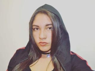 I Have Black Hair! I Prefer If We Talk In French Or English Or Spanish! My Model Name Is MargaritaDudole