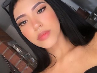 I'm 18 Years Of Age! I'm A Sex Cam Sensual Girl! My Name Is Sussan-Nicoll