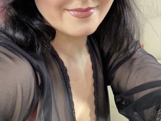 A Live Cam Seductive Lady Is What I Am And I'm 47 Years Old! I Am A Brunette