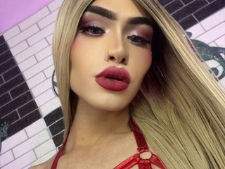 I Have Red Hair! 22 Is My Age, I Am Named ZamaraKleii, I Am Hispanic
