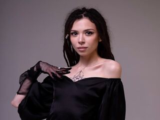 At LiveJasmin People Call Me EvaKinki And I'm 25
